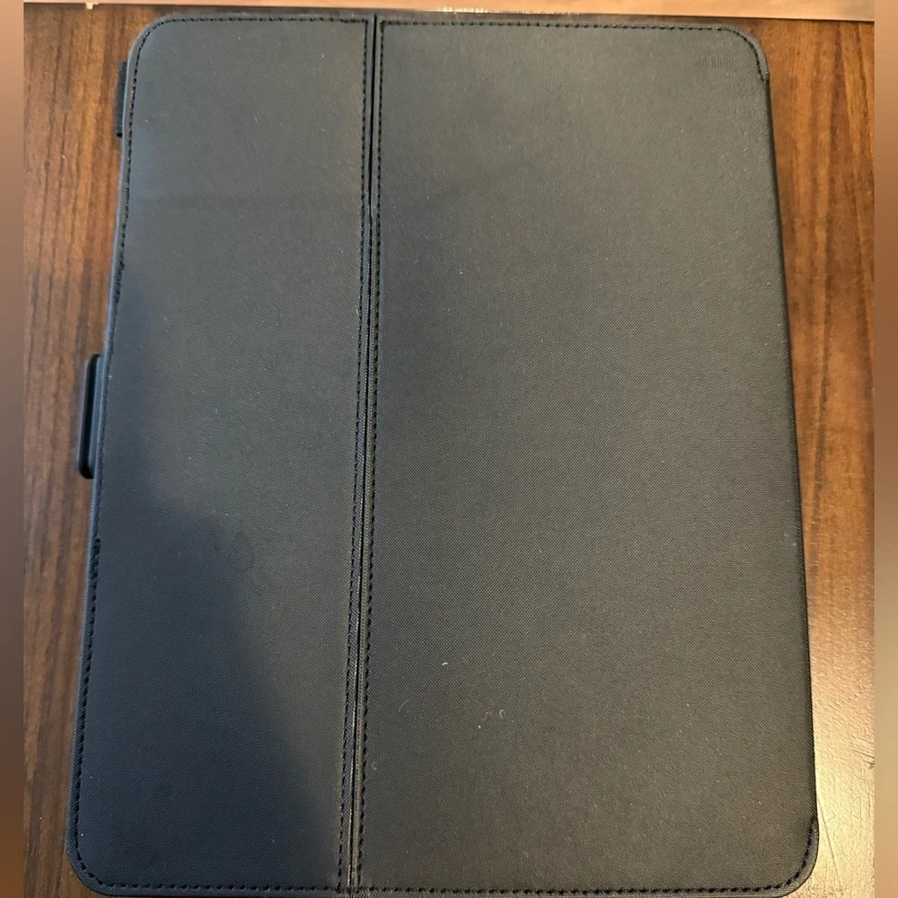 iPad Pro 11”, iPad Air Speck Case